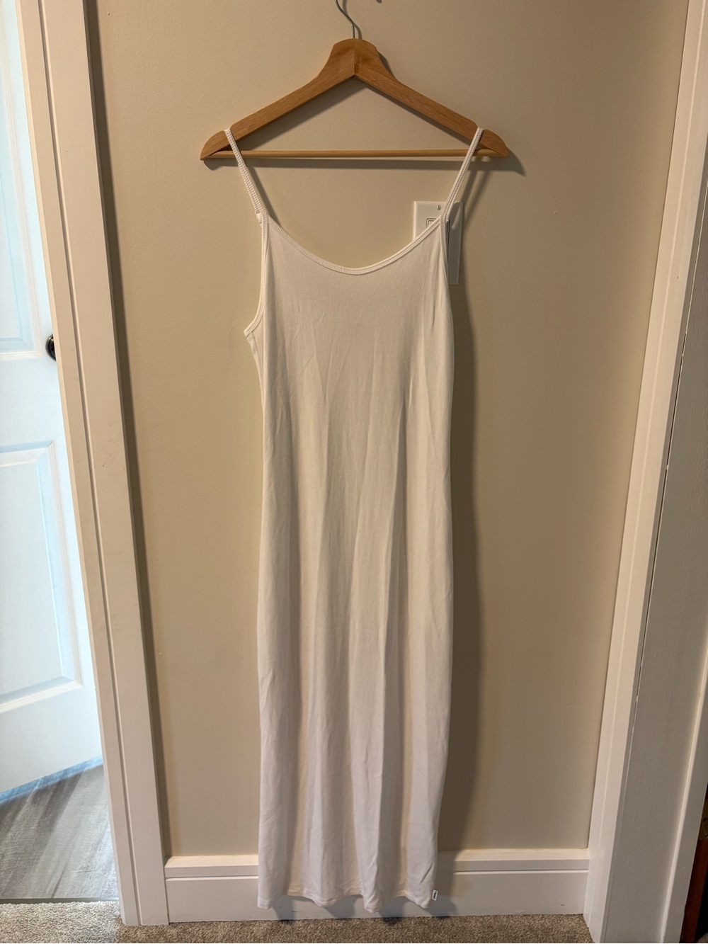 Aritzia TNA Maxi Dress